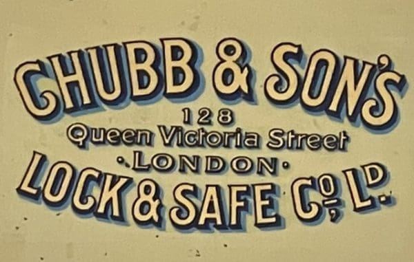 THBSAFE9 safe Chubb London Black and brass • Trevor Howsam Limited (Boston)